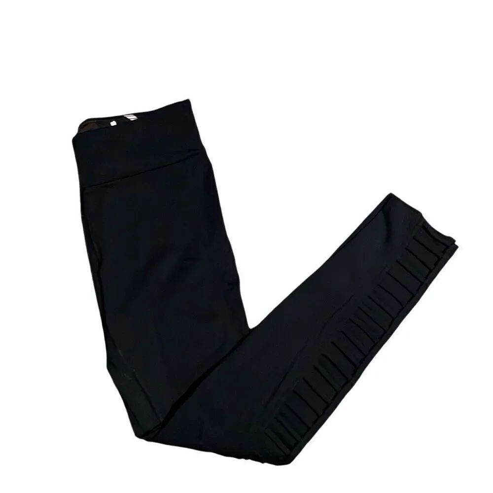 Maaji Black Camera Roll Cutout Leggings Size Small